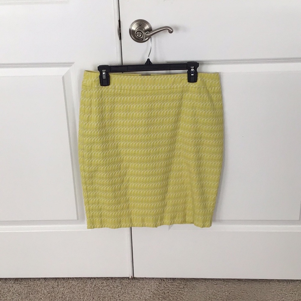 Ann Taylor Textured Chartreuse Skirt Sz 12P